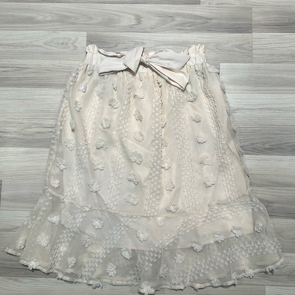Amoli Textured Applique Shift Dress Size L Tie Shoulder Boho Cream Lined - Picture 1 of 6